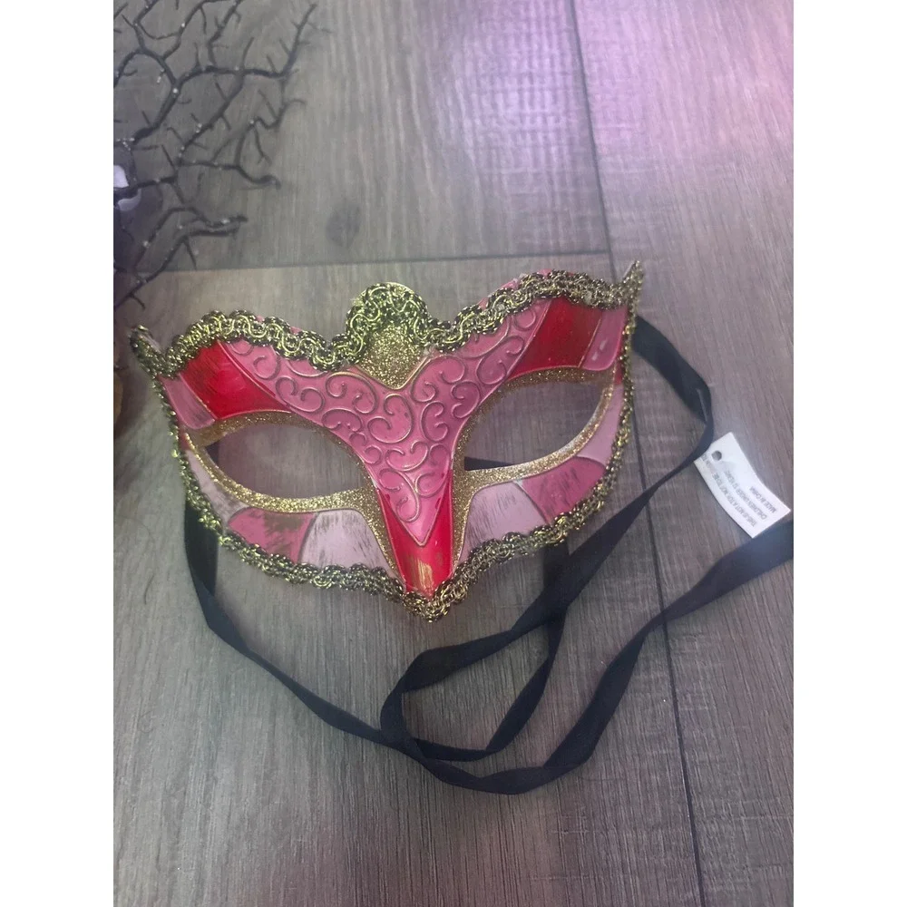 Mardi‎ Gras Masqurade Masks